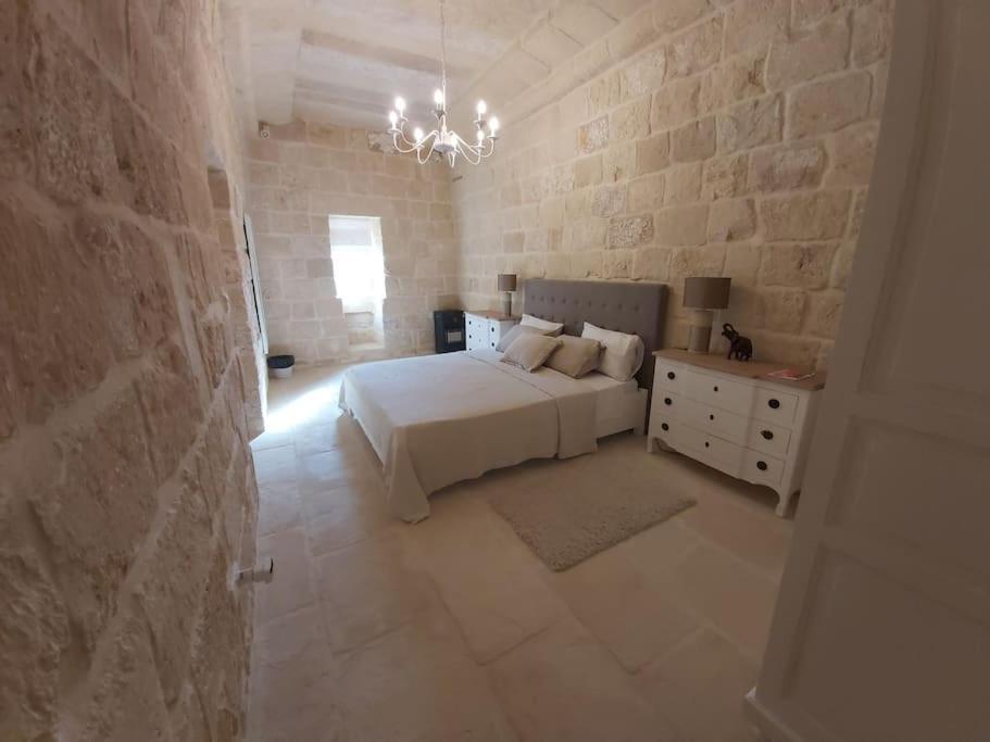 Farmhouse Villa With Large Pool And Garden In Gozo Għarb Esterno foto